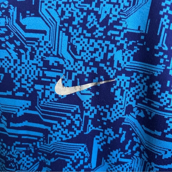 Nike Dri-Fit Running Miler Short Sleeve Tee - Picture 4 of 5